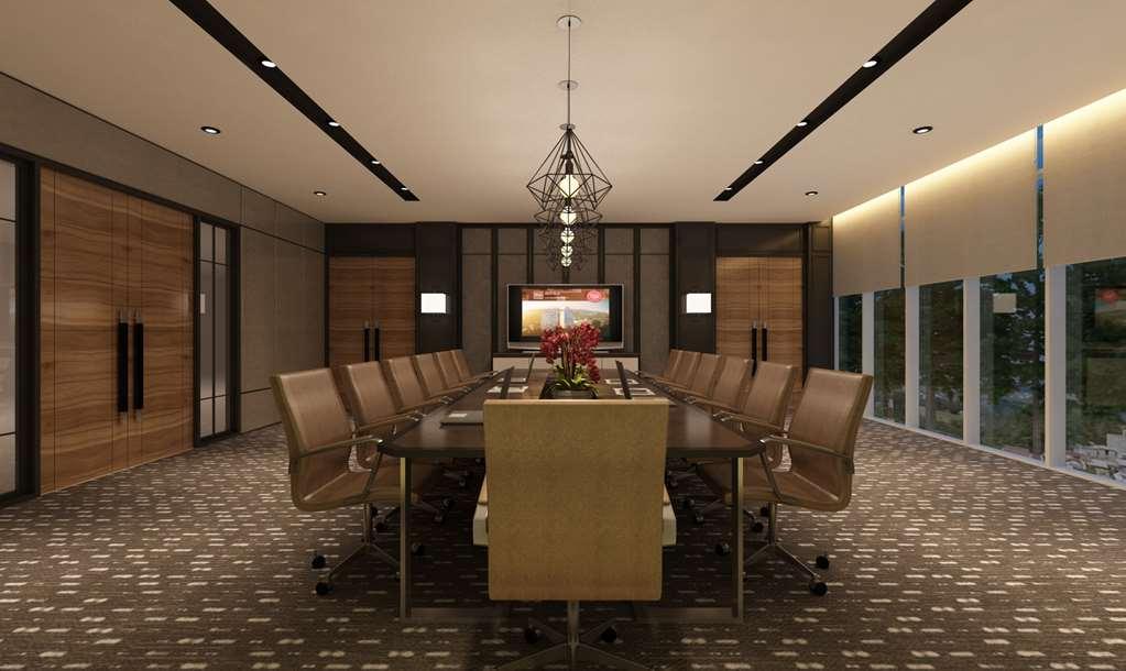 Melia Bandung Dago Hotel Съоръжения снимка